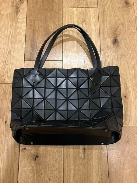 BAOBAO ISSEY MIYAKE トートバッグ ブラック