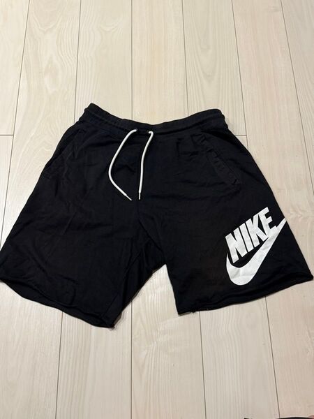 NIKE ブラック ショートパンツ XL