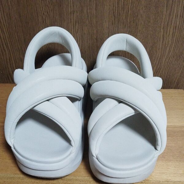 Nike WMNS Air Max Isla Sandal ナイキ サンダル エアマックスアイラ