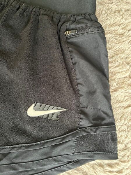 NIKE ランニング ショートパンツ ブラック レディース Sサイズ