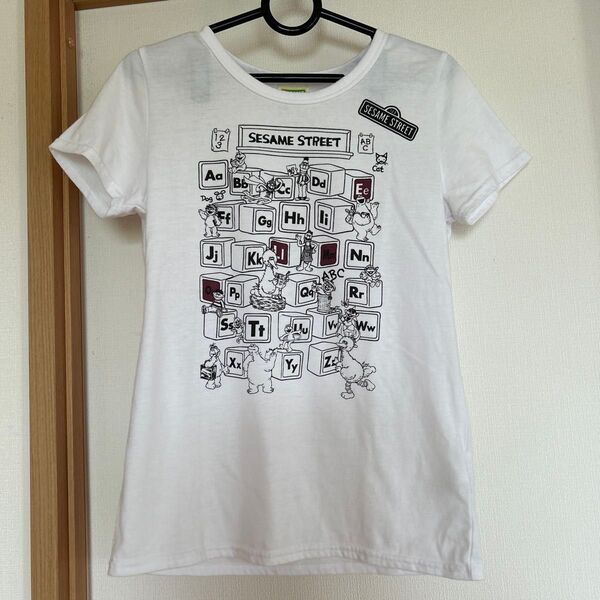 セサミストリート 半袖白Tシャツ Mサイズ ホワイト