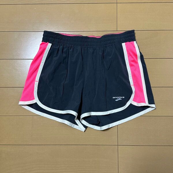 BROOKS ランニングショートパンツ S