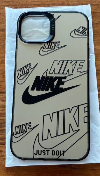 iPhone 15 Plus 携帯ケース NIKE ナイキ アイフォン