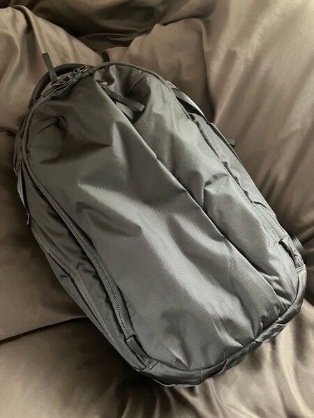 エイブルキャリー Max EDC バックパック【美品】リップストップナイロン ABLE CARRY デイパック ブラック