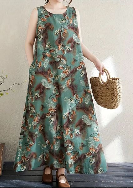 プリントノースリーブAラインドレス 洗濯機OK【新品未使用】在庫処分の為2800円を最終値下価格2200円にお値引します