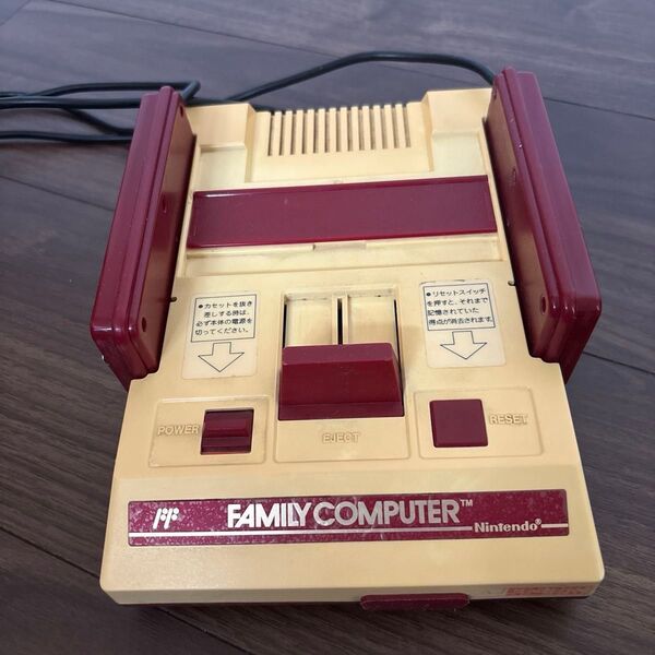 ファミリーコンピュータ 本体のみ ジャンク品 ゲーム機 レトロゲーム