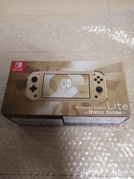 美品 Nintendo Switch Lite ハイラルエディション