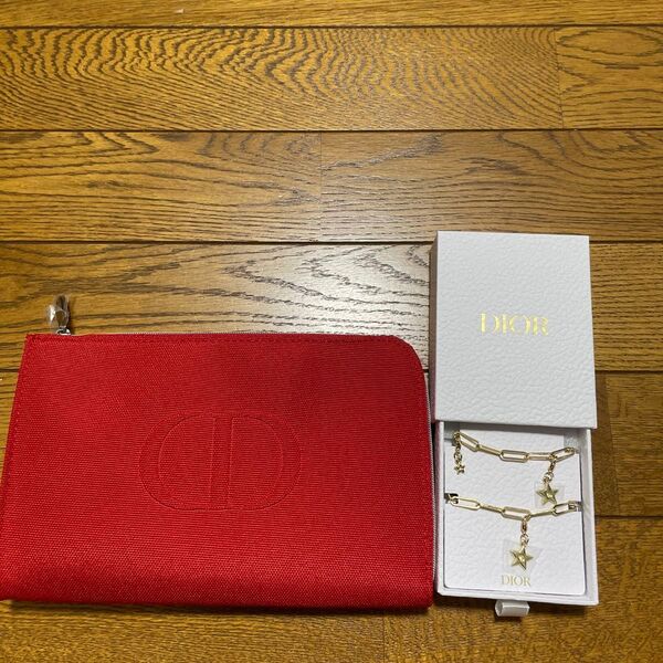 【ノベルティ】Dior コーナージップポーチ ゴールドチャーム
