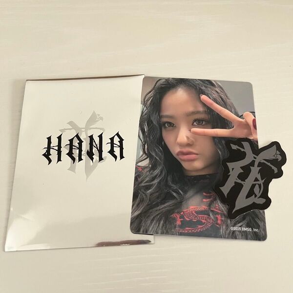 ①HANA デビュー直前イベント ランダムトレカ&ロゴステッカー YURI