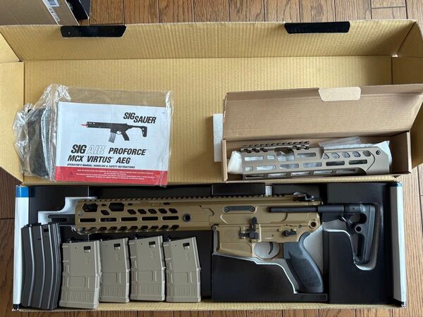 SIG SAUER MCX VIRTUS SBR FDEカラー、Spearタイプハンドガード、予備ショートマガジン×4セット