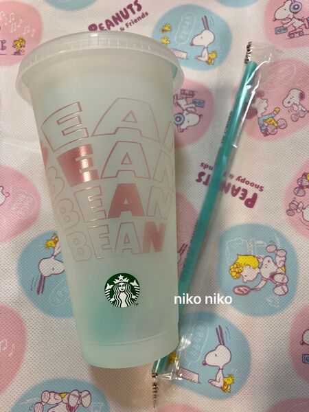 スターバックス スタバ 2025ミステリーカラーチェンジングリユーザブルコールドカップ 710ml STARBUCKS タンブラー