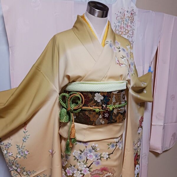振り袖 やまと、袋帯やまと誂製、正絹長襦袢・刺繍掛け衿付き、帯締め帯揚げ、着付け小物14点、計20点