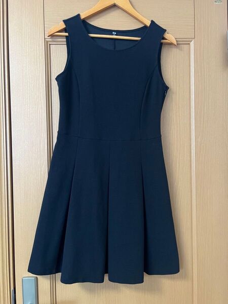 UNIQLO ユニクロ リップルワンピース ノースリーブ ワンピース Mサイズ