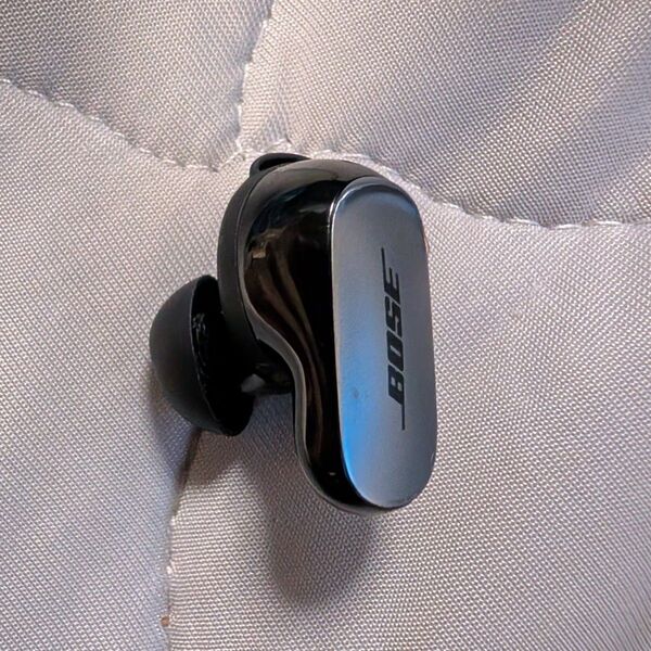 【左耳のみ、イヤーピース付】BOSE QuietComfort Ultra Earbuds ノイズキャンセリングワイヤレスイヤホン