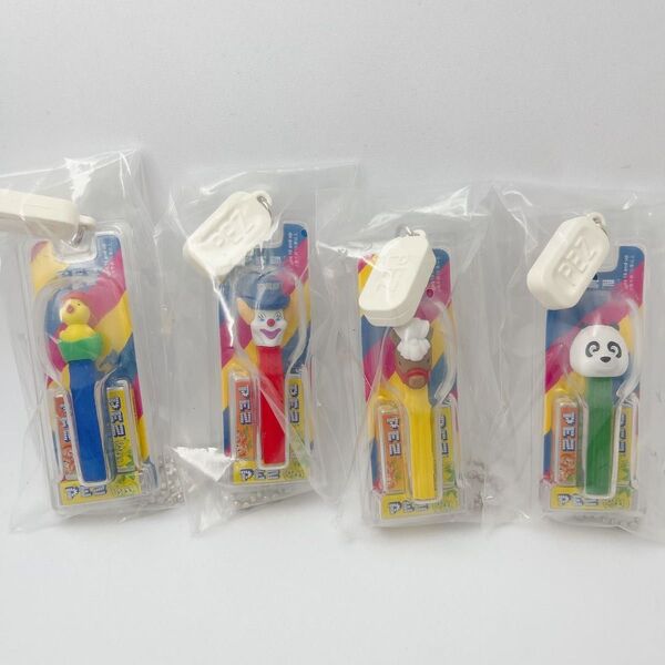 PEZ ペッツ ボールチェーンマスコット ガチャ