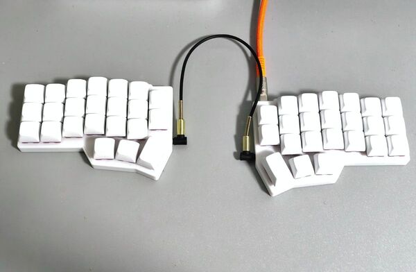 Corne v4.1 Cherry 完成品 自作キーボード ホワイト