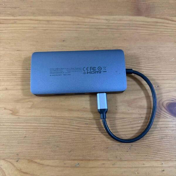 Anker USB-C ハブ (7-in-1, Dual Display)