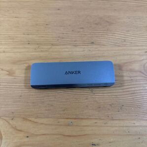 Anker 541 USB-C ハブ (6-in-1, for iPad)
