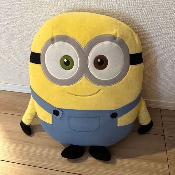 ミニオンズ ハイパージャンボぬいぐるみクッション