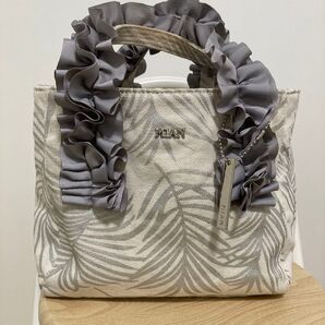 MILAN トートバッグ フリル キャンバス地 シルバー