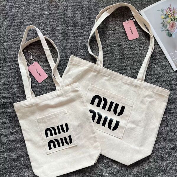 【新品】MIU MIU 展覧会限定“親子バッグ”トートバッグ 【Size:30x24cm、40x30cm】begie 2点セット