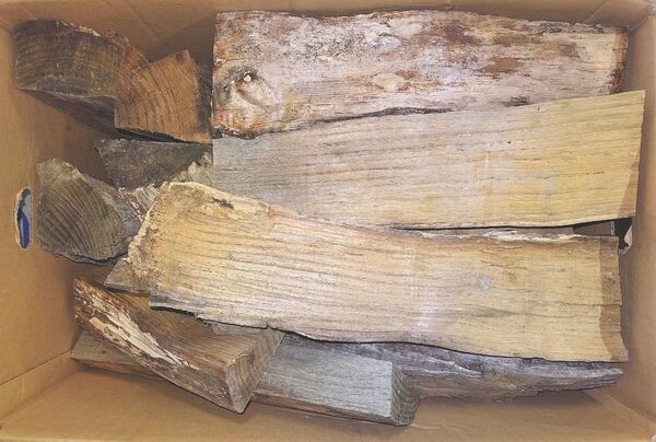 栗の薪 21kg 乾燥済み くり アウトドア キャンプ 焚き火 薪ストーブ