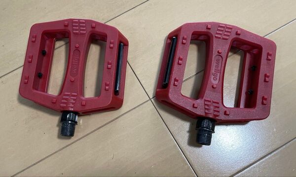 Wellgo 自転車ペダル レッド 左右セット