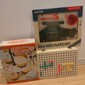 3点セット【おもちゃ他美品】サンドメーカ、知育玩具ブロック工具セット、食器セット