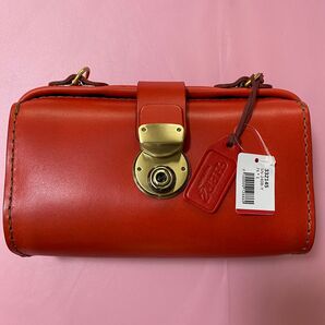 ヘルツ 限定企画 たるマチミニポシェット RED