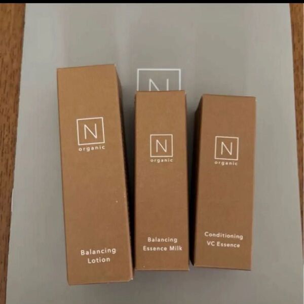 Nオーガニック ベーシック ローション、ミルク、VCエッセンスミニ3点セット
