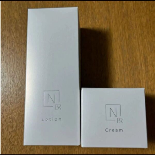Nオーガニック ブライト ホワイトローション100ml、リッチクリーム45g