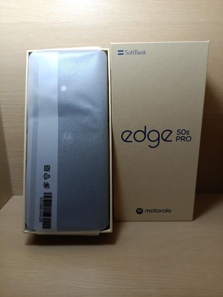 新品未使用 motorola edge 50s PRO ブラックビューティー SoftBank