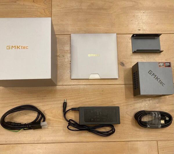 EVO-X1 GMKtec AMD Ryzen AI 9 HX-370 ミニPC Radeon 890M 32GB 1TB