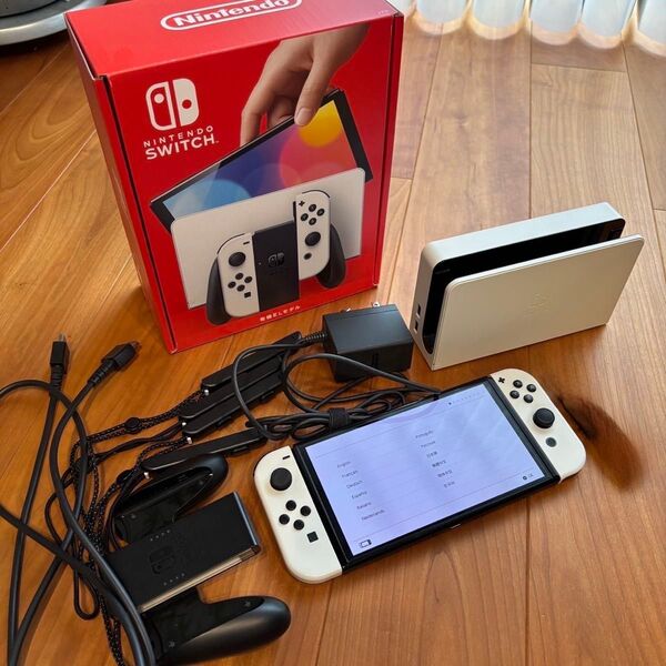 【初期化済み・すぐ遊べる】Nintendo Switch 有機ELモデル ホワイト 任天堂 スイッチ ニンテンドースイッチ セット