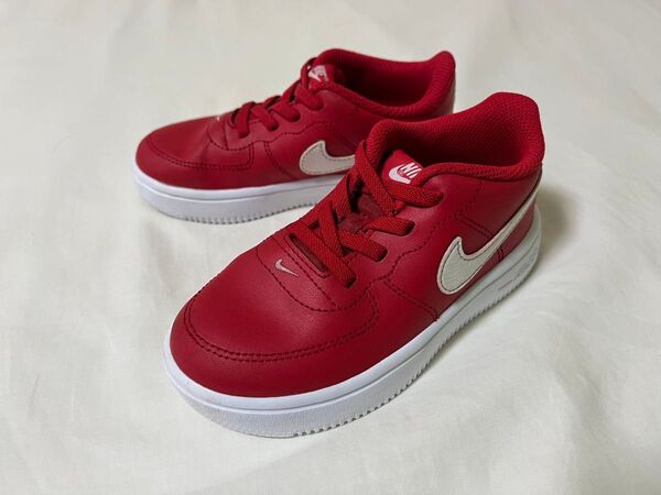 NIKE キッズスニーカー 赤 15cm