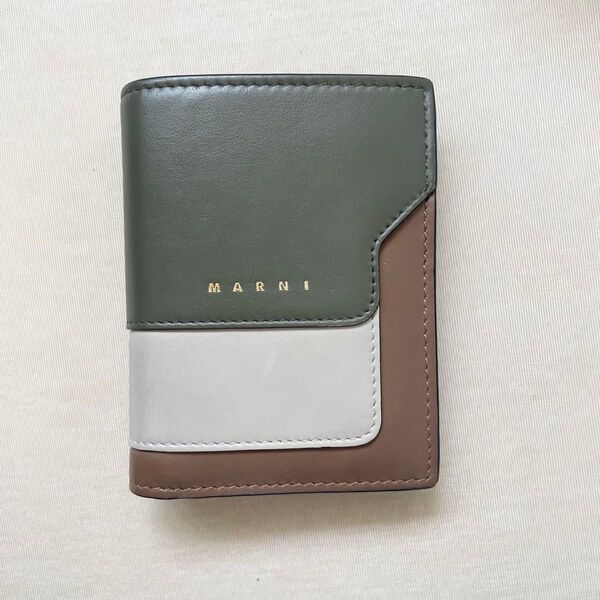 MARNI 三つ折り財布 マルチカラー レザー