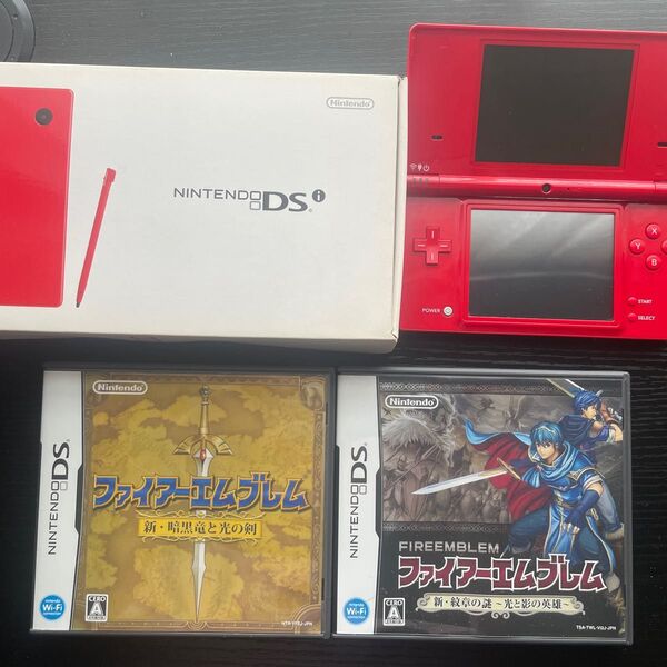 【美品】NINTENDO DSi本体 ファイアーエムブレム 新・暗黒竜と光の剣&新・紋章の謎セット ニンテンドーDSi
