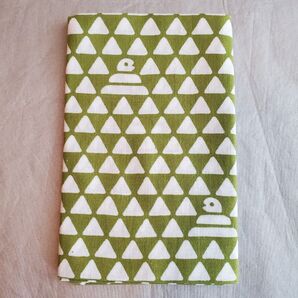 かまわぬ てぬぐい(手ぬぐい) うろこへび数量限定 カーキ ウロコベビ