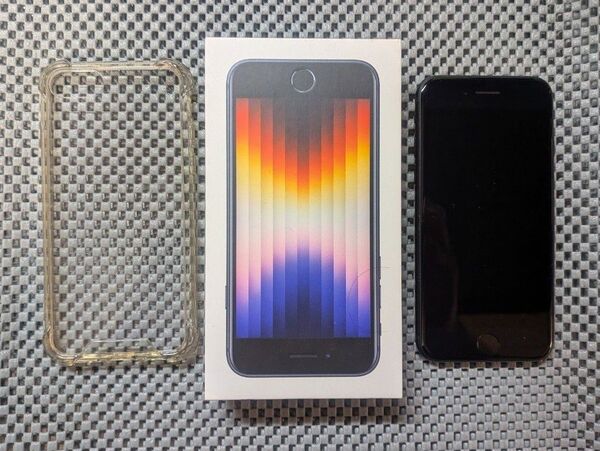 iPhoneSE 第3世代 64GB ミッドナイト