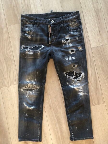 DSQUARED2 ダメージ加工デニム ブラック
