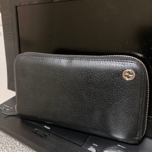 タイムセール中GUCCI ラウンドファスナー長財布GG メンズレディース 美品 送料無料