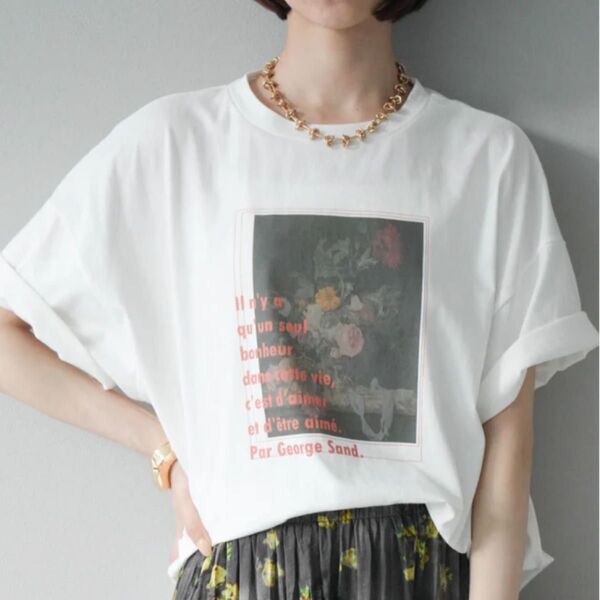 ホワイト フラワーアート×ロゴプリントビッグTシャツ リュミエ エシカ