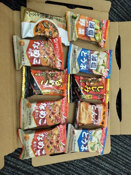 新202507アマノフーズ 味噌汁 なめこ 吉野家豚汁 豆腐