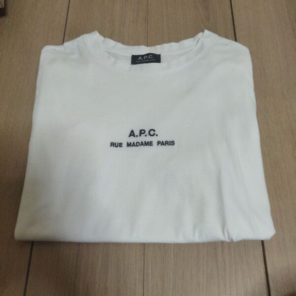 A.P.C. ロゴ刺繍 Tシャツ 白 xs