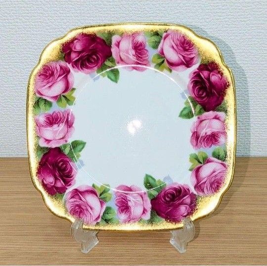 ロイヤルアルバート オールドイングリッシュローズ 薔薇柄スクエアプレート