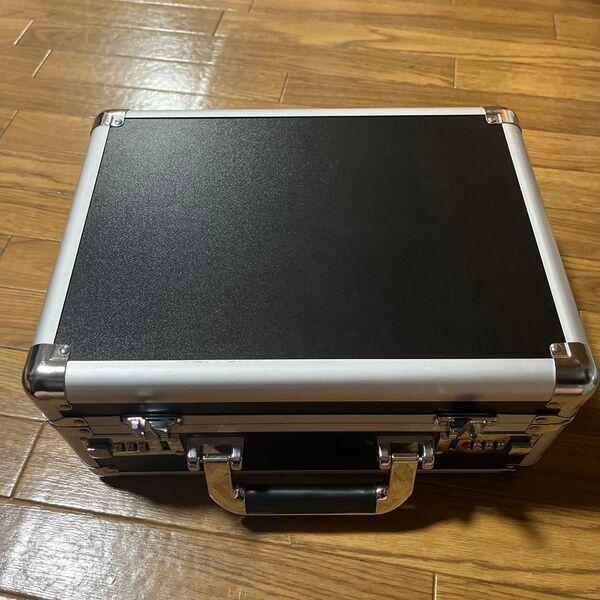 トレカ アタッシュケース マグネットローダーケース