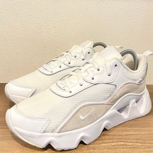 NIKE WMNS RYZ 365 II ナイキ ライズ ホワイト レディース ローカットスニーカー CU4874-100