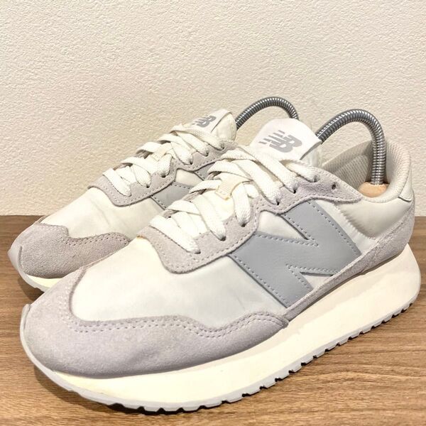 NEW BALANCE ニューバランス WS237JB1 ホワイト グレー レディース ローカットスニーカー 24cm
