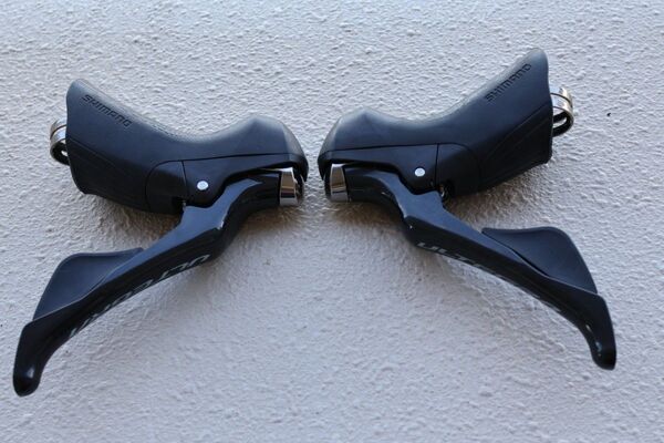 シマノ SHIMANO ULTEGRA STIレバー ST-R8000左右セット レバー本体のみ