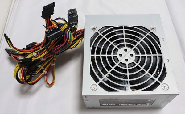 玄人志向 KRPW-L5-600W/80+ 600W ATX電源